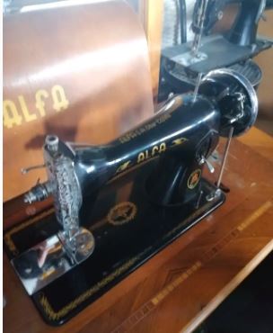 Máquina de coser ALFA años 60 - DecorArt Cerdanya